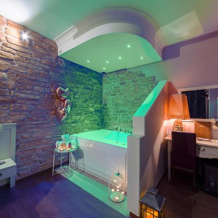 Hotel Vogue Ликола Екстериор снимка