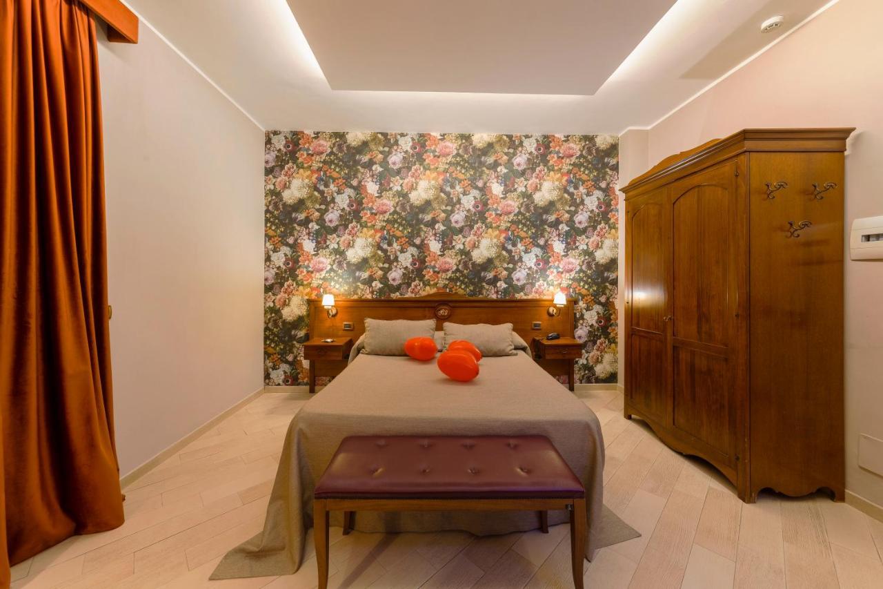 Hotel Vogue Ликола Екстериор снимка
