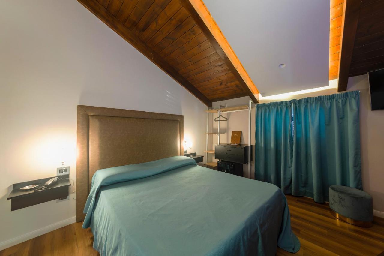Hotel Vogue Ликола Екстериор снимка