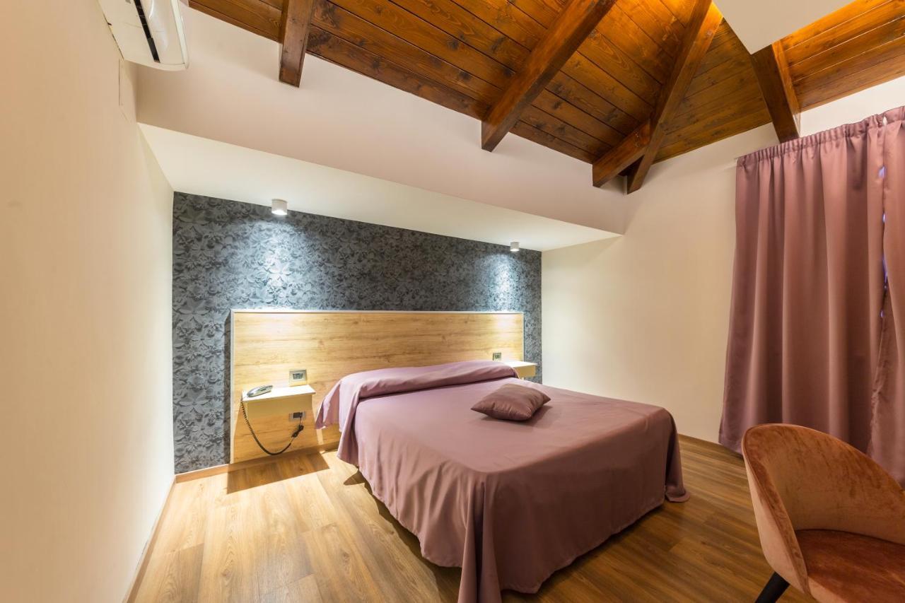 Hotel Vogue Ликола Екстериор снимка