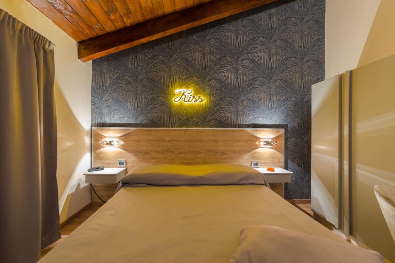 Hotel Vogue Ликола Екстериор снимка