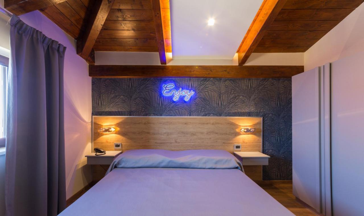 Hotel Vogue Ликола Екстериор снимка